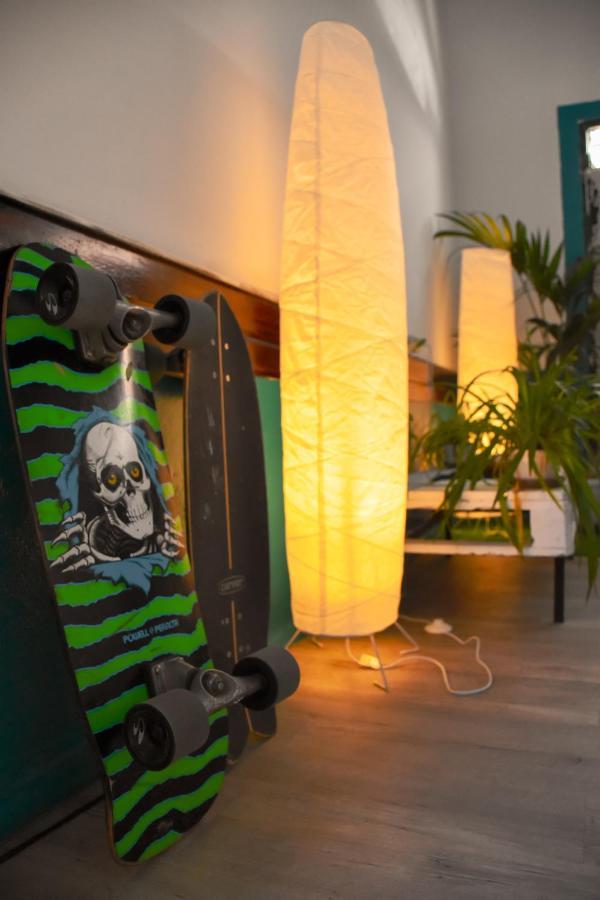 Single Fin Surf Hostel Arona  Esterno foto