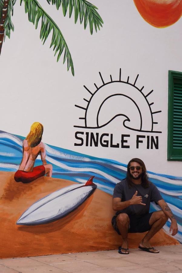 Single Fin Surf Hostel Arona  Esterno foto